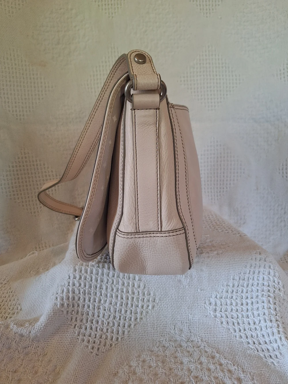 Vintage FOSSIL Ivory Leather MARLOW Flap Messenger Purse Handbag Crossbody